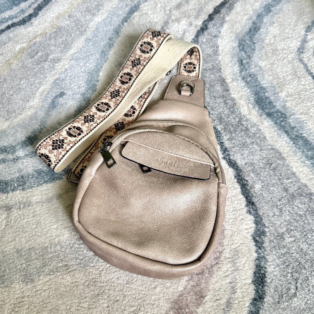 Shrrie Women's Crossbody Travel Everyday Bag